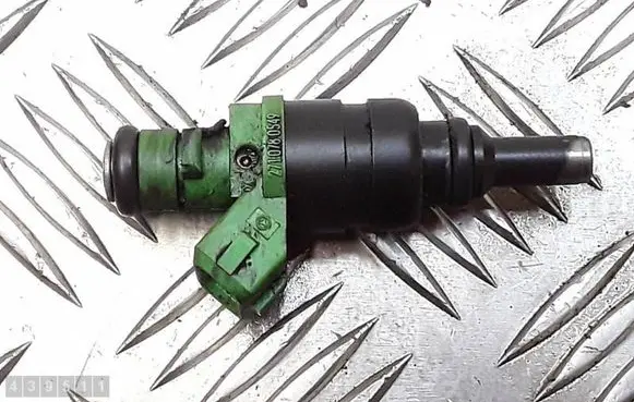 Mercedes-Benz E W211 Fuel injector 2710780549