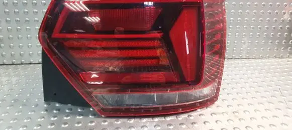 Volkswagen Polo VI Rear/tail lights 2G0945096B