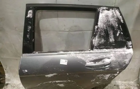 Mercedes-Benz C AMG W204 Rear door PILKOS