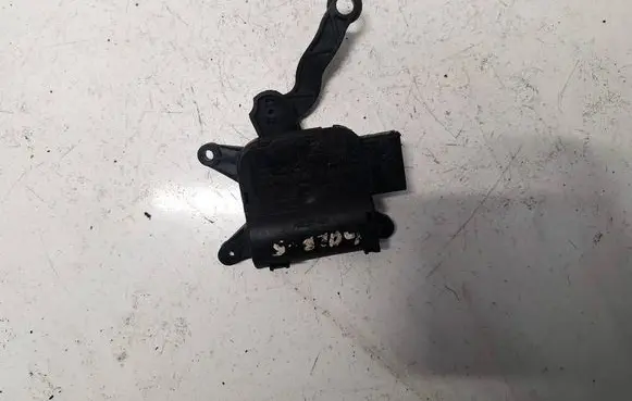 Audi A3 S3 8P Air flap motor/actuator 132801341 0132801341