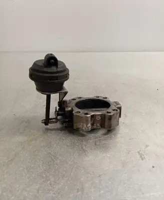 Volvo XC70 Generator/alternator 36050263