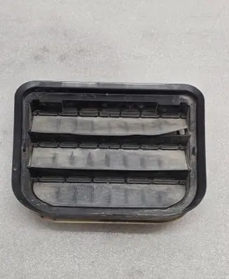 Volvo V60 Quarter panel pressure vent 31369380