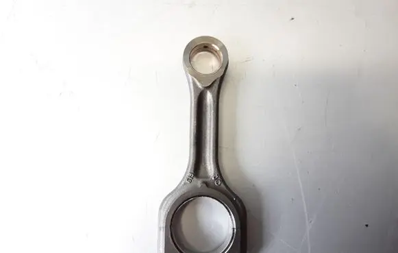 Volvo V50 Connecting rod/conrod 