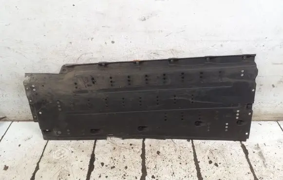 Audi A4 S4 B6 8E 8H Side bottom protection 8E0825207