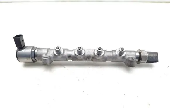 Seat Leon (5F) Fuel main line pipe 04L130089F 04L130764B 28523501