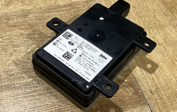 Land Rover Range Rover Velar Blind spot module JX6314F152AF E138002191561349 E138002