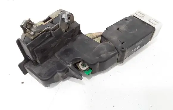 Volvo S40, V40 Front door lock