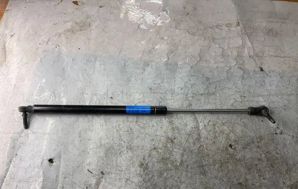 Jeep Grand Cherokee (WK) Tailgate/trunk strut/damper 55394323AA