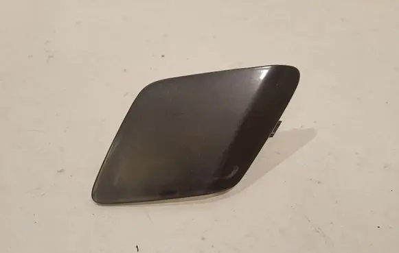Toyota Prius (XW50) Front tow hook cap/cover 5212847050
