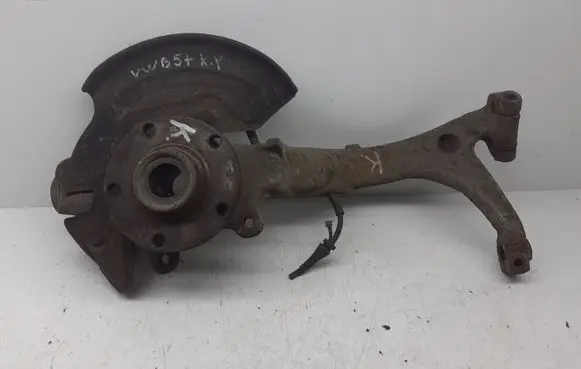 Volkswagen PASSAT B5.5 Front wheel hub