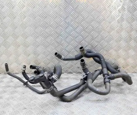 Ford Focus Engine coolant pipe/hose DS7G8C419CB