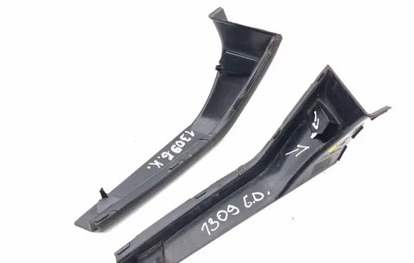 Volkswagen ID.3 Rear/tail light trim molding 10A945312 10A945311