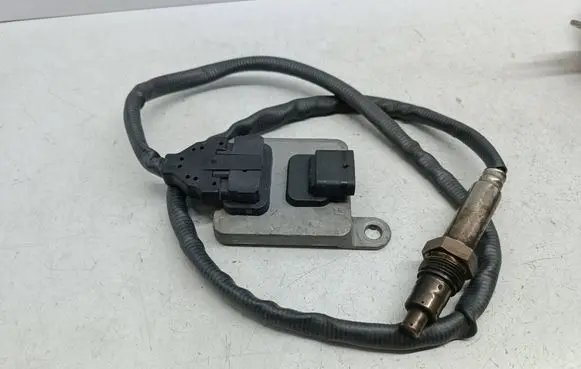 Mercedes-Benz E W212 Lambda probe sensor A0009053603 0009053603 5WK96683D