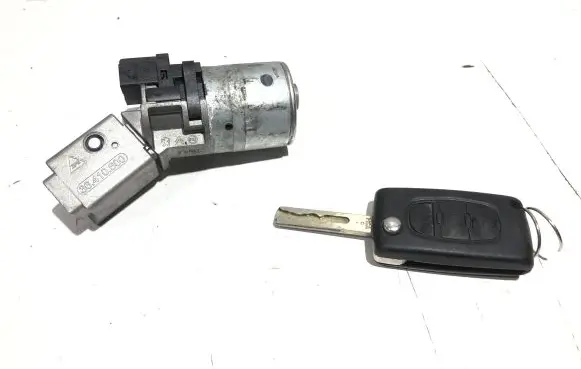 Citroen C4 Grand Picasso Ignition lock 36410600