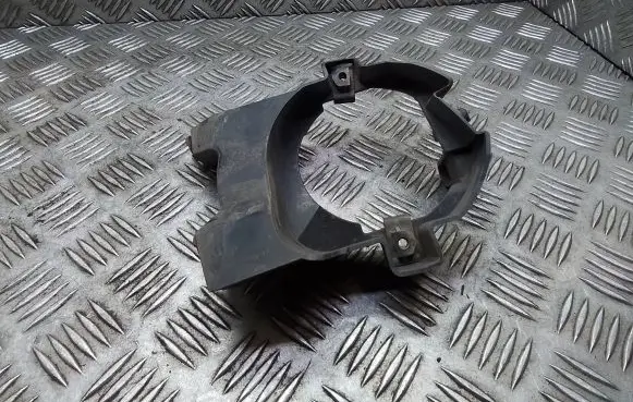 Nissan Qashqai Fog light bracket 