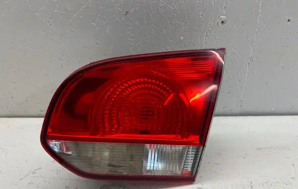 Volkswagen Golf V Tailgate rear/tail lights 89090940