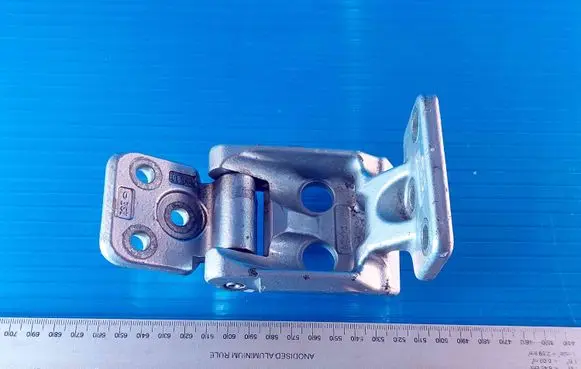 Mercedes-Benz Sprinter W906 Rear door upper hinge A9067400537