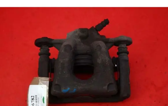 BMW 1 E82 E88 Front brake caliper