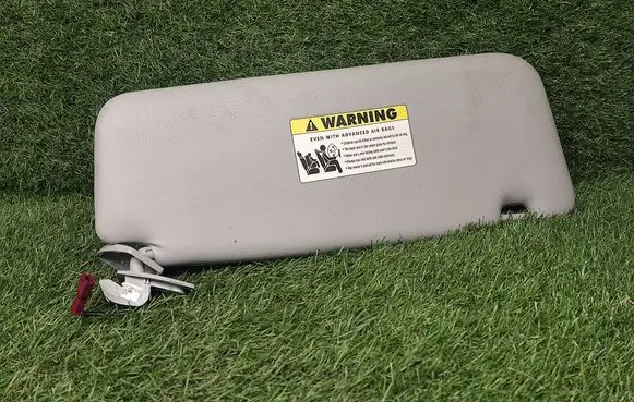 BMW 5 E60 E61 Sun visor 6905983