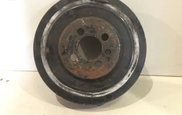 Skoda Fabia Mk1 (6Y) Crankshaft pulley 045105243