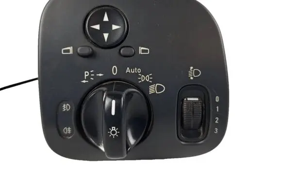 Mercedes-Benz C W203 Light switch A2035450604