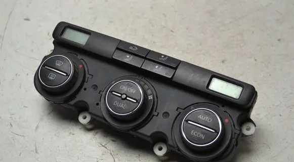 Volkswagen PASSAT B6 Climate control unit 