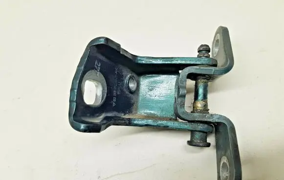 Ford Mondeo MK II Rear door lower hinge 93BBF26801AK