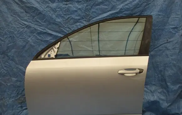 Skoda Octavia Mk3 (5E) Front door