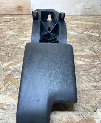 BMW 3 E46 Armrest 8213678 51168213678