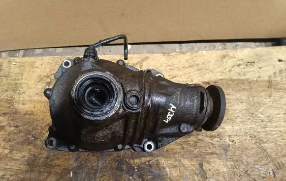 BMW X1 E84 Front differential 7533433