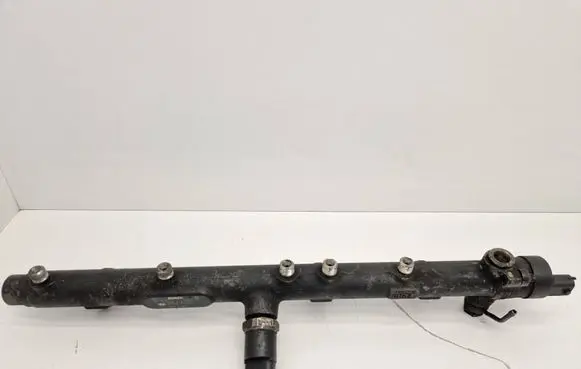 Hyundai Tucson JM Fuel main line pipe 0445214026