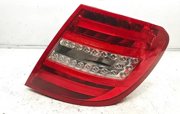 Mercedes-Benz C W204 Rear/tail lights A2048206564 602000 602004