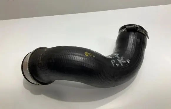 Mercedes-Benz E W211 Intercooler hose/pipe