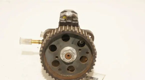Alfa Romeo 147 Fuel injection high pressure pump 0445010071
