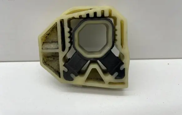 Seat Ibiza IV (6J,6P) Radiator mount bracket 1Z0121367B