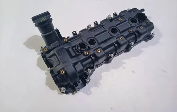 Chrysler Pacifica Rocker cam cover 04893801