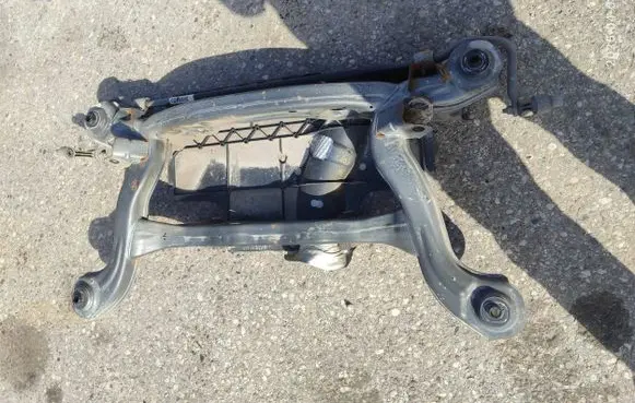 Mercedes-Benz GLA W156 X156 Rear subframe 2463503501 246584590 24635011080
