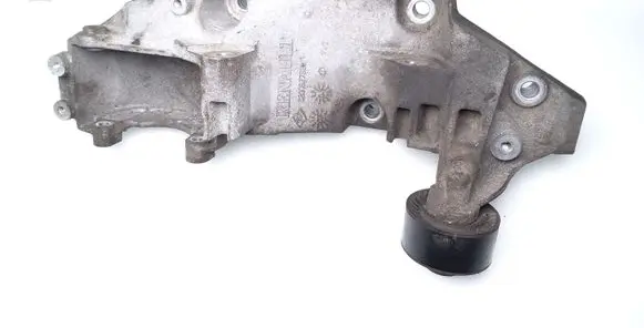Nissan Qashqai Generator/alternator bracket 8200527320