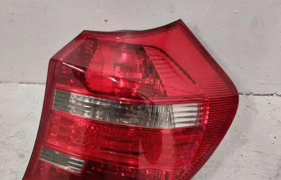 BMW 1 E81 E87 Rear/tail lights 716495605 318084 3013640000