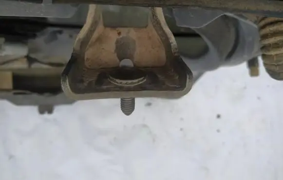 Peugeot 5008 Tailgate/trunk/boot hinge