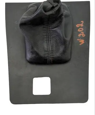 Mercedes-Benz C W202 Gear lever shifter trim leather/knob 2026830000