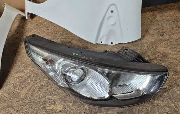 Hyundai ix35 Headlight/headlamp