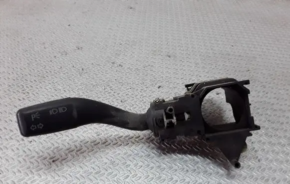 Audi A4 S4 B6 8E 8H Indicator stalk 8E0953513A