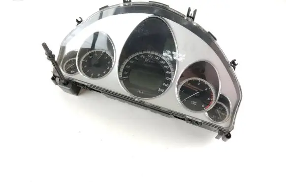 Mercedes-Benz E W212 Speedometer (instrument cluster) A2129004904 A2125401348 A2129023402