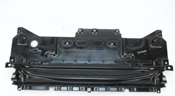 Front bumper skid plate/under tray