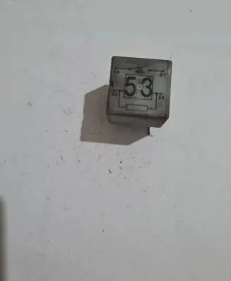 Volkswagen Polo II 86C 2F Other relay 141951253B 20240072