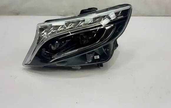 Mercedes-Benz Vito Viano W447 Headlight/headlamp A4479061801