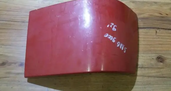 Saab 9000 CS Rear/tail light trim molding 9088998