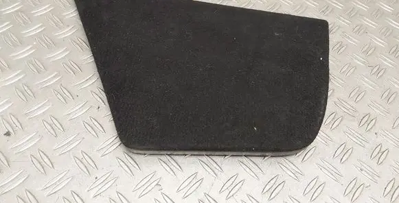 Trunk/boot floor carpet liner