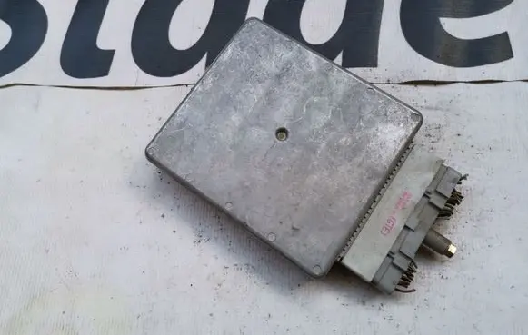 Ford Escort Engine control unit/module 93AB12A650CB